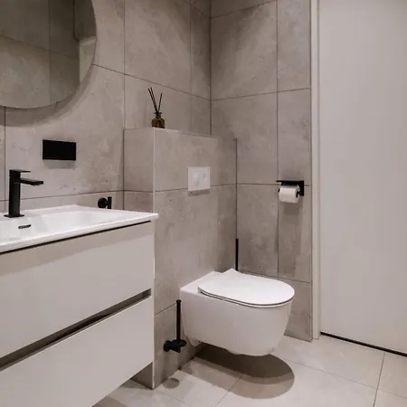 Luxury Steps Away From Station