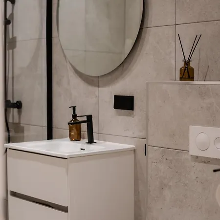 Apartment Luxury Steps Away From Station Rotterdam